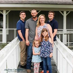 Meet your Posher, Tina